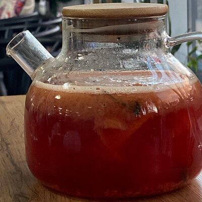 Чай малина/имбирь в Кофе и Вафли по цене 420 ₽