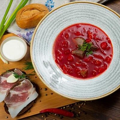 Борщ с говядиной Я в Пражский по цене 520 ₽