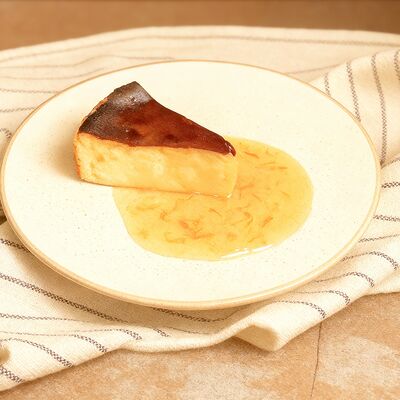 Тыквенный чизкейк Сан-Себастьян в Пахлава по цене 380 ₽