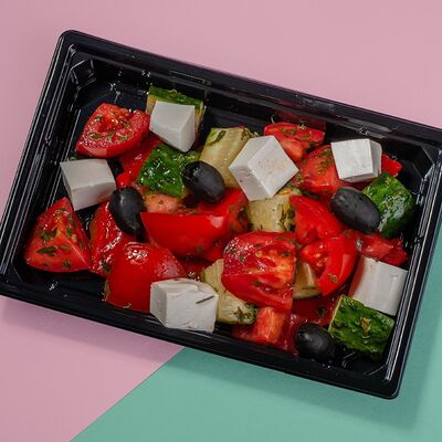 Греческий салат в Август по цене 315 ₽