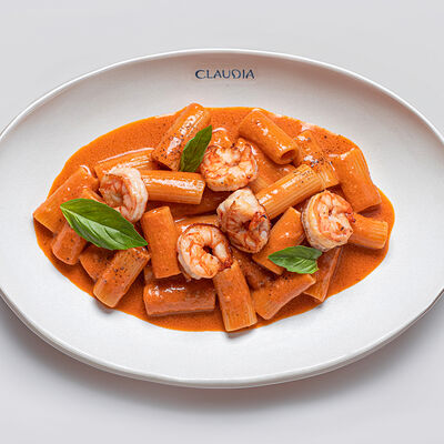 Ригатони, креветки, биск в Claudia по цене 1500 ₽