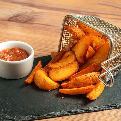 Картофель по-деревенски в Караоке Соло по цене 210 ₽