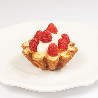 Торта аль Формаджио с малиной в Loona по цене 1250 ₽