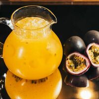 Домашний лимонад персик-маракуйя в Villa Pasta