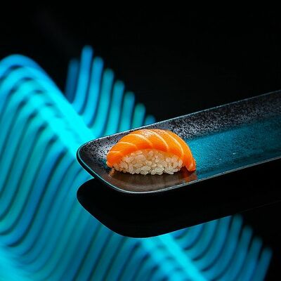 Сяке суши Syake sushi в Hoshi Nowa по цене 189 ₽