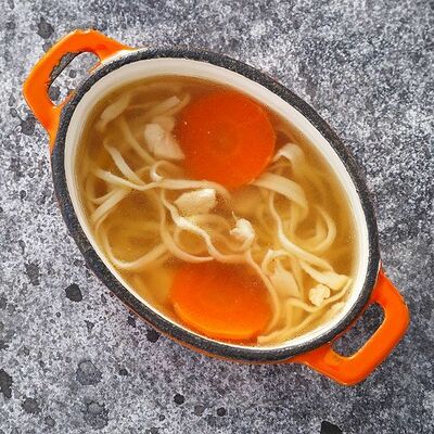 Суп куриный с лапшой в Pizzahouse по цене 100 ₽