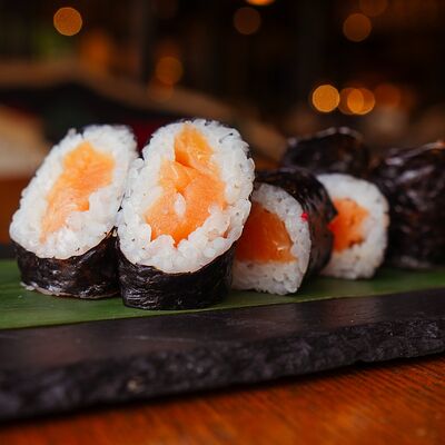 Классические роллы в Ярды Superbar по цене 210 ₽