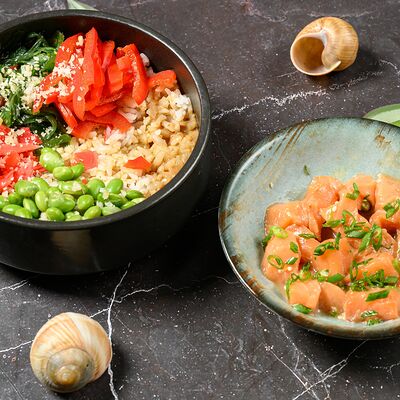 Поке с лососем в Нэцкэ по цене 859 ₽