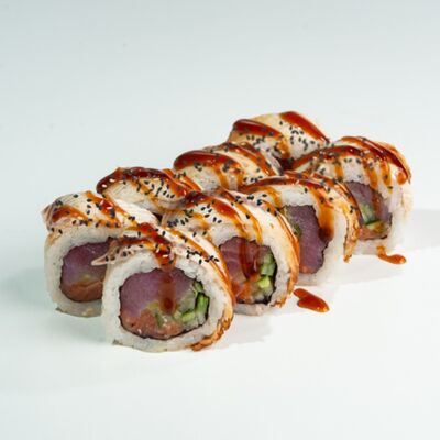 В угре с лососем, тунцом и огурцом в ЁБИСАН по цене 1409 ₽