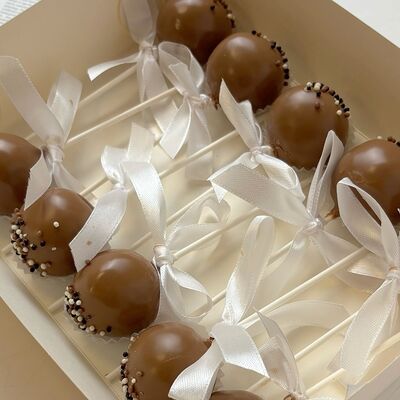 Кейк-попсы шоколадные в Кондитерская КонфеткаПитер по цене 2100 ₽