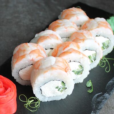 Филадельфия с креветкой в Суши Пати по цене 490 ₽