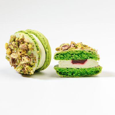 Макарон Фисташка-малина в Tortterry по цене 200 ₽