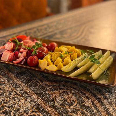 Домашние соленья в Йохан-Пивохан по цене 740 ₽