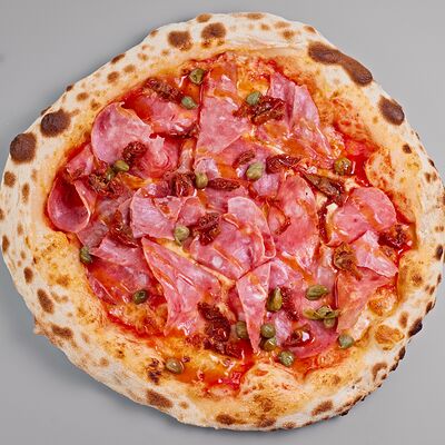 Пицца феста итальяно в Кафе Итальянцы по цене 510 ₽