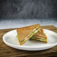 Сэндвич с кетой в CAFE BREAKFAST & LUNCH