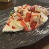 Меренги с ягодами и манговым муссом в Bistrot Le Moujik по цене 600