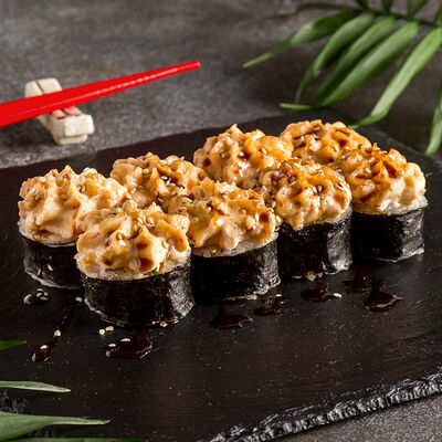 Горячий ролл Изуми в Суши-бар Тунец по цене 359