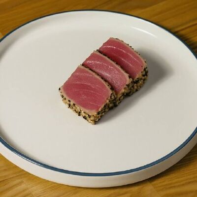 Тунец татаки в Cream Soda по цене 250 ₽