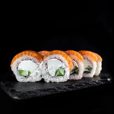 Филадельфия лайт ролл в SushiShop51 по цене 645 ₽