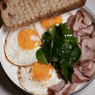 Д Мужской завтрак в Вольсов по цене 650 ₽