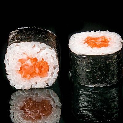 Ролл Саке маки в Калифафила по цене 490 ₽