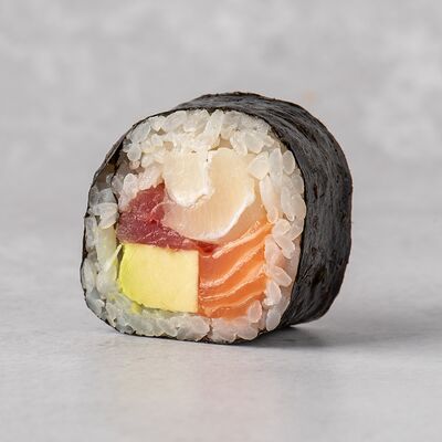 Cан ролл в Yasuda Sushi по цене 2600 ₸