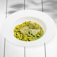 Брациолле с копченым цыпленком в сливочно-шпинатном соусе и пармезаном в Перчини