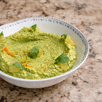 Зеленый хумус / мята / узбекский лимон в Folk по цене 520 ₽