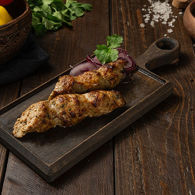 Люля-кебаб свинина-говядина в Гамарджоба по цене 685 ₽