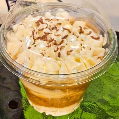 Баноффи трайфл в Travelers Coffee по цене 350 ₽