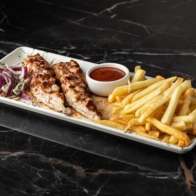 Люля-кебаб из курицы с сыром в Sesilia по цене 820