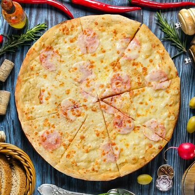 Ветчина и сыр (средняя) в Pizza Красти Крабс по цене 595 ₽