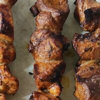 Шашлык из свиной шеи в Manes (Dalan)