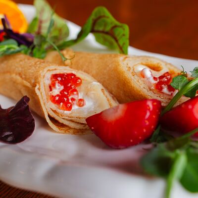 Блины с икрой в Ярды Superbar по цене 460 ₽