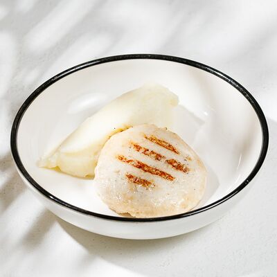 Котлета из индейки с картофельным пюре в Гости по цене 360 ₽