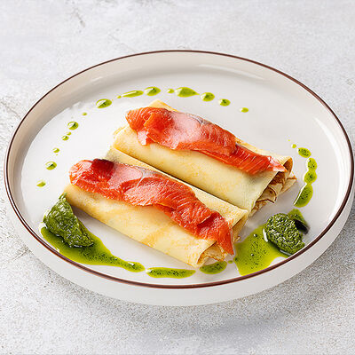 Блинчики с лососем и сырным кремом в Шоколадница по цене 550 ₽