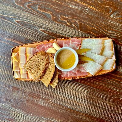 Нарезка из сала в Браухаус Альтштадт по цене 450 ₽