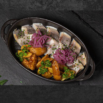 Доставка Селедочка с картофелем в Library по цене 550 ₽