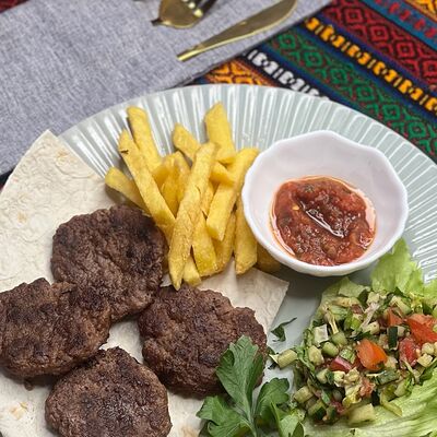 Кёфте Измир в Стамбул Сити по цене 930 ₽