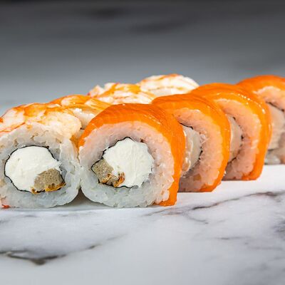 Ролл Полосатый дракон в Pizza & Roll по цене 715 ₽