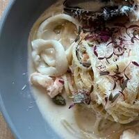 Спагетти Frutti Di Mare с морепродуктами в Bella Strada