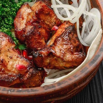 Куриный шашлык в Кафе граф по цене 615 ₽