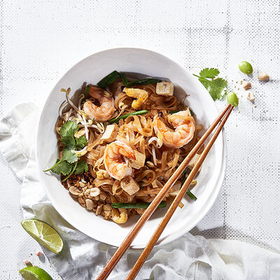 Пад Тай с тигровыми креветками в Тапчан по цене 695 ₽