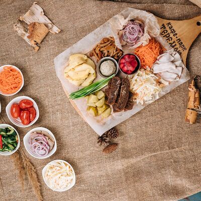 Тарелка под водку в Кафе-парк Теремок по цене 590 ₽