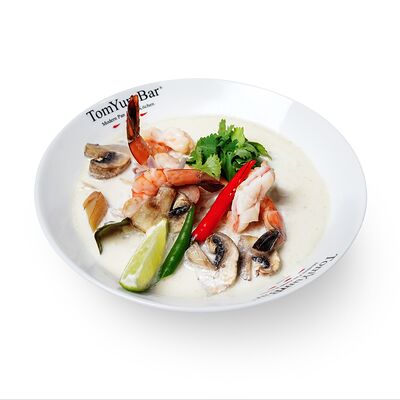 Tom kha с королевскими креветками и доброй порцией пропаренного риса в Tom Yum Bar по цене 868 ₽