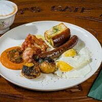 Английский завтрак в Big Jim’s Pub
