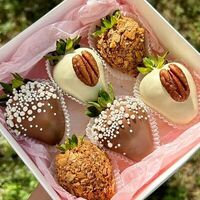Набор из клубники в шоколаде Комплимент 6 в Berry sweets