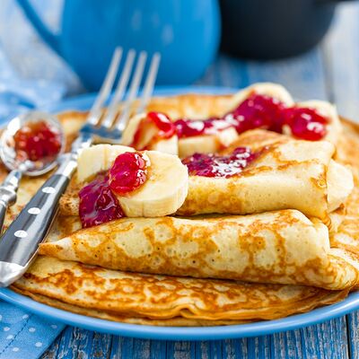 Блинчики пустые с вишневым джемом в Кафе-Столовая Солнышко по цене 135