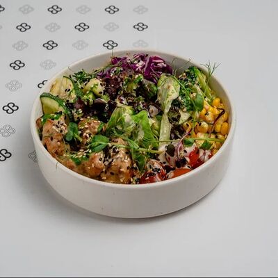 Салат с курицей унаги (микс-салат или рис) в Selfish по цене 700 ₽