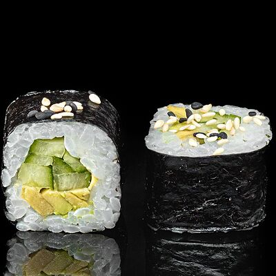 Маки огурец и авокадо в Ролл Маркет по цене 199